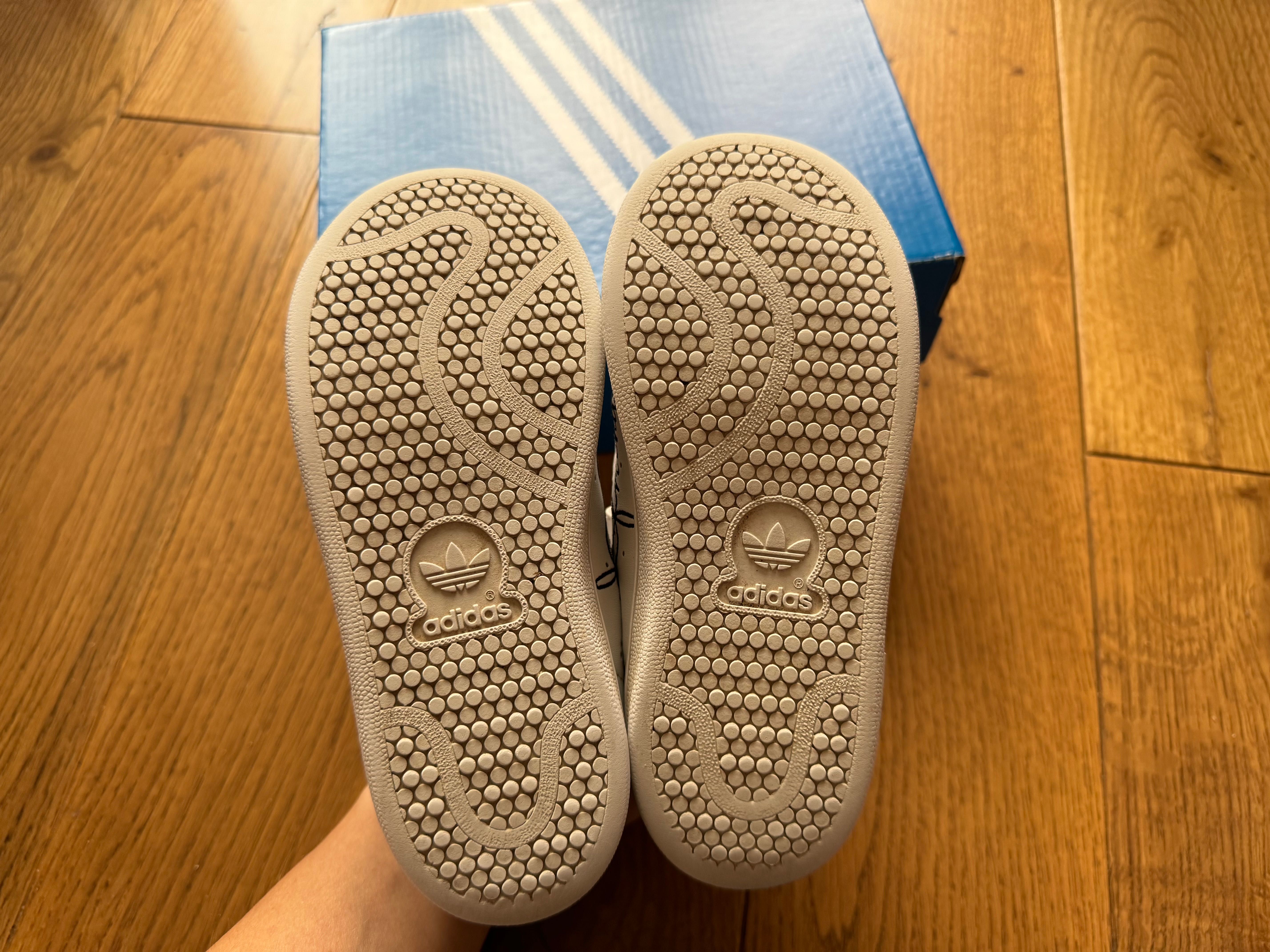 Детски маратонки за момиче Adidas, размер 27