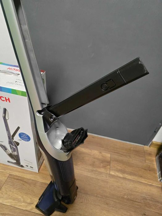 Вертикална прахосмукачка Bosch BCH3K2851 Flexxo