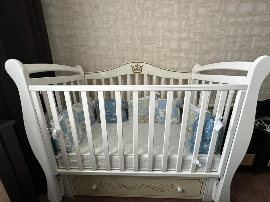 Детская кровать.