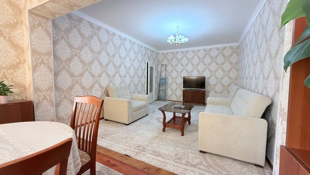 Продаётся 4х комнатная Ойбек