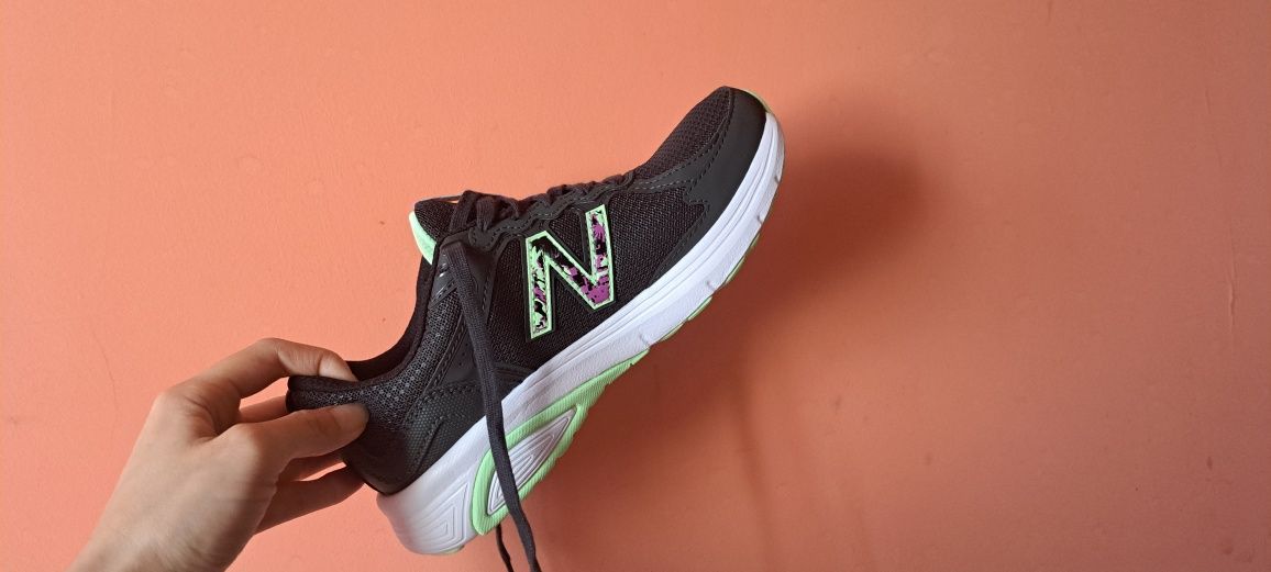 New Balance 36 номер