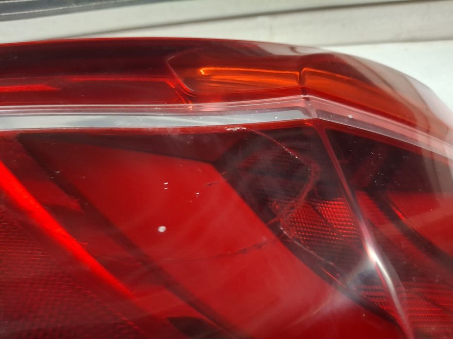 Stop lampa tripla stanga pe aripa BMW X6 F16