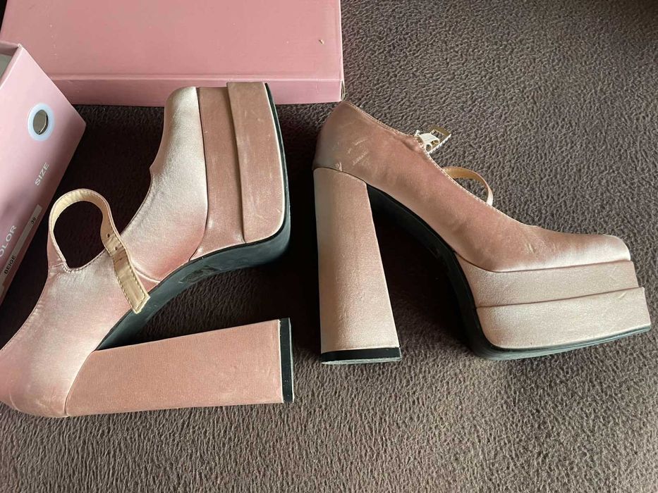 Дамски обувки, цвят пудра - сатен