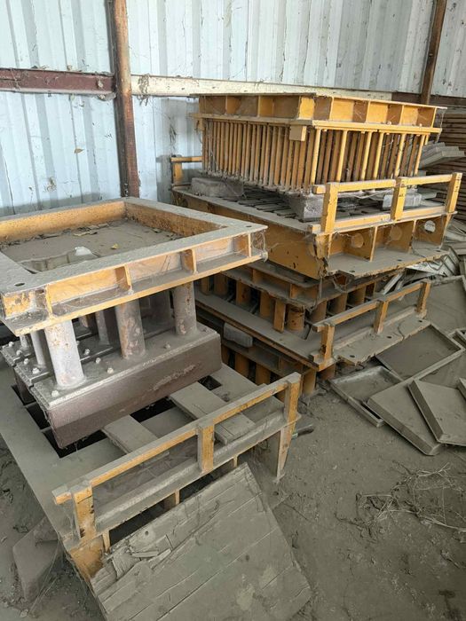 Машина за плочки и бордюри