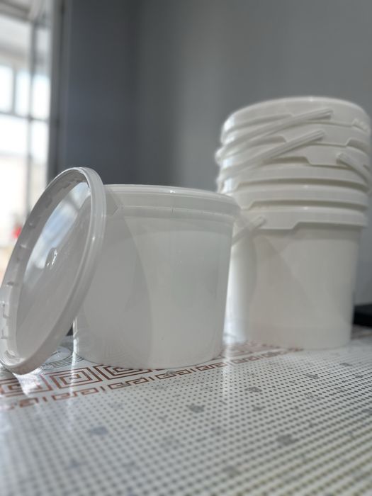 Ведра с крышками