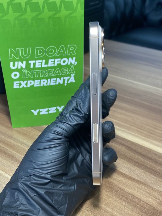iPhone 16 Pro / 256 GB / Sănătate baterie 92% / Ca nou