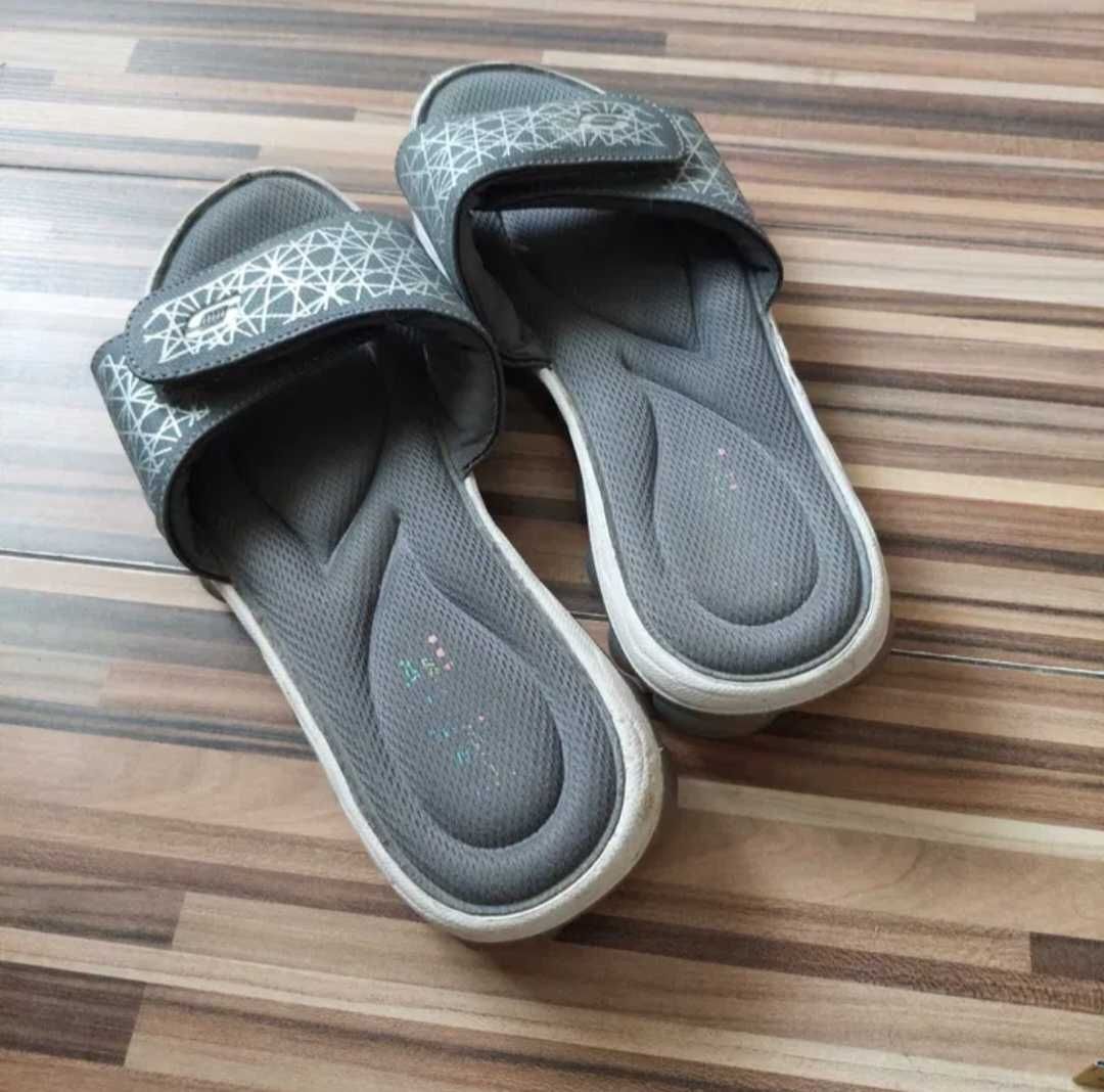 Saboți Skechar unisex