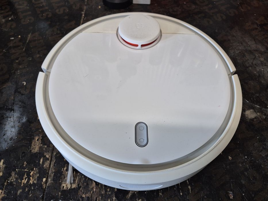 Прахосмукачка робот Xiaomi