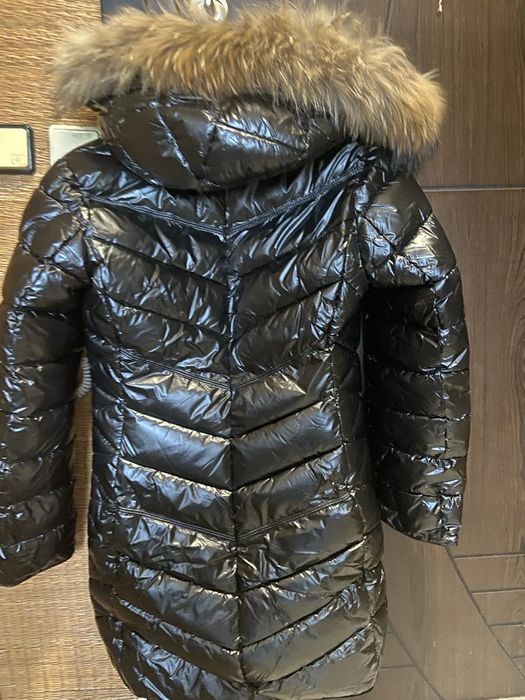 Дамско пухено яке, размер L.