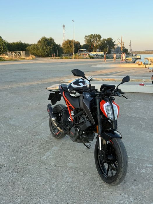 Ktm duke 125 akrapovici