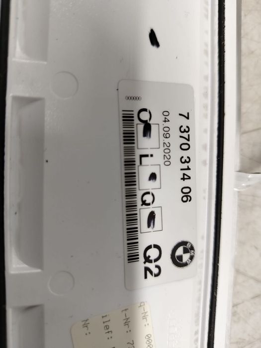 Ornament stanga 737031406 BMW Seria 7 G11/G12 [facelift] [2019 - 2020