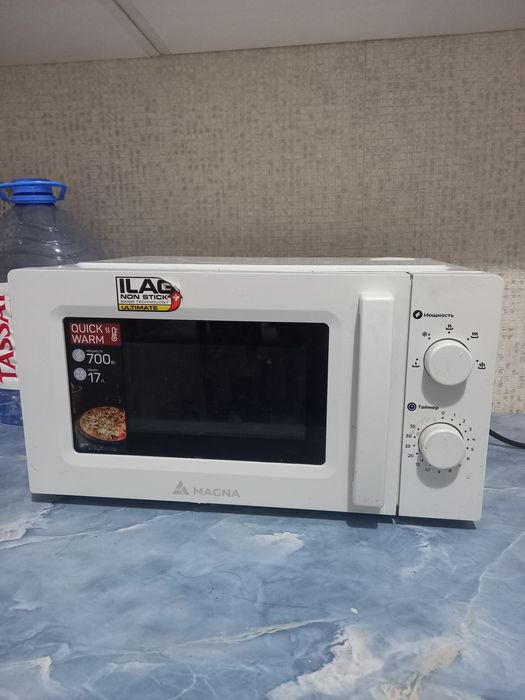 Микроволновка хорошим состоянию
