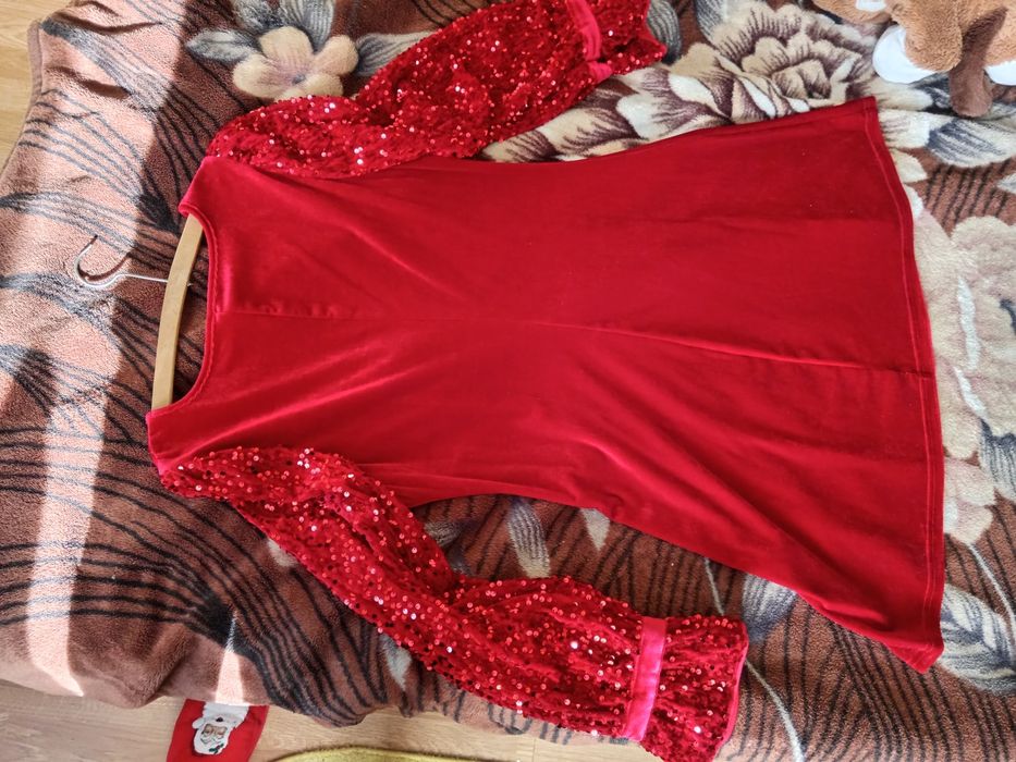 Rochie roșie dama