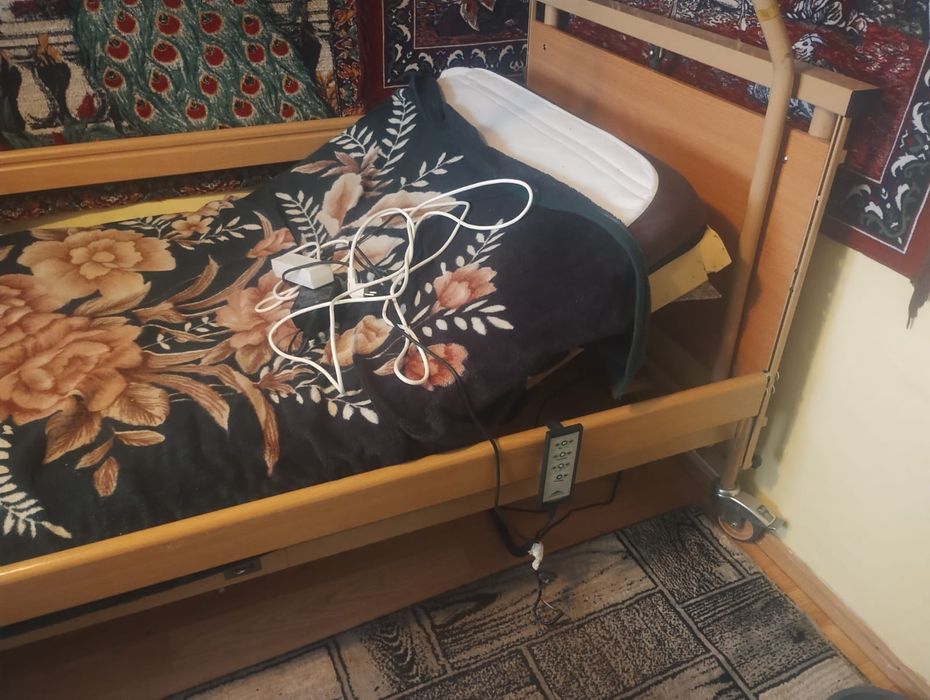 Vand pat pentru oameni bolnavi  imobilizati la pat