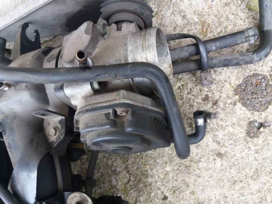 Debitmetru rampa injectoare  audi a3 golf 4 1.8 125 cp AGN