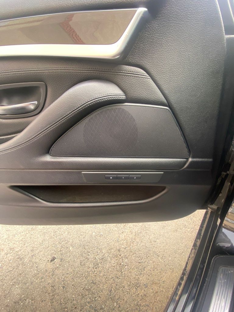 Vând BMW F10 525D