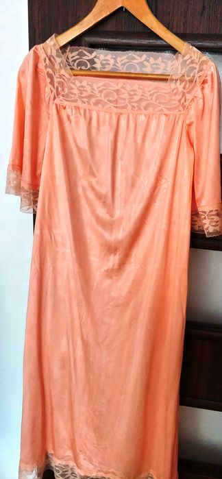 Нощница – нова, сатен