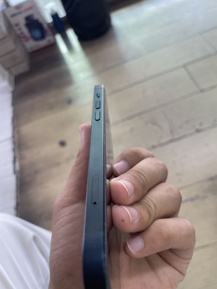 Iphone 12 ideal