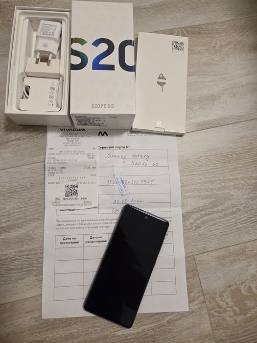 Продавам Samsung S20 FE 5G