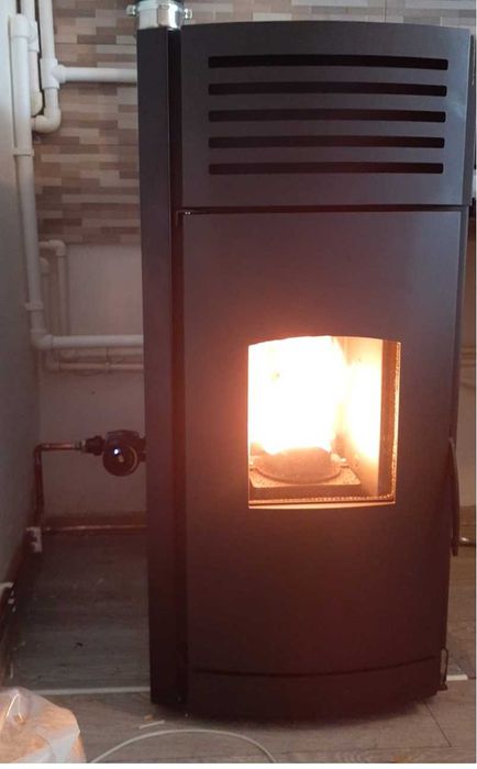 Termosemineu peleti ONYX 12, 24,30kW- curatare automata a gratarului