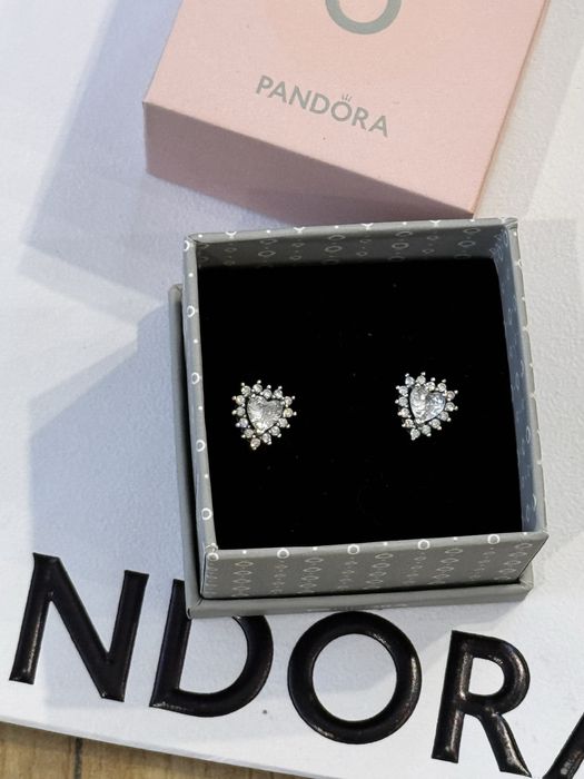 Пандора обеци Pandora