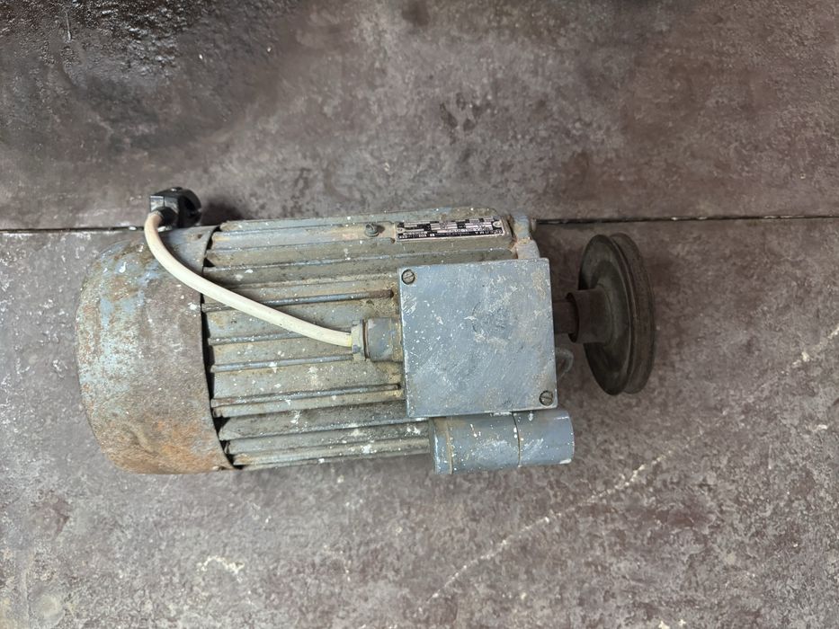 ел двигател ЕЛМА