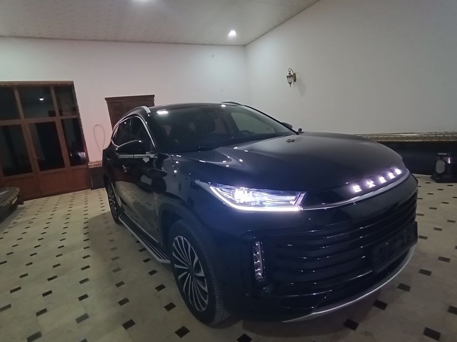 Exeed TXL 2024 ideal