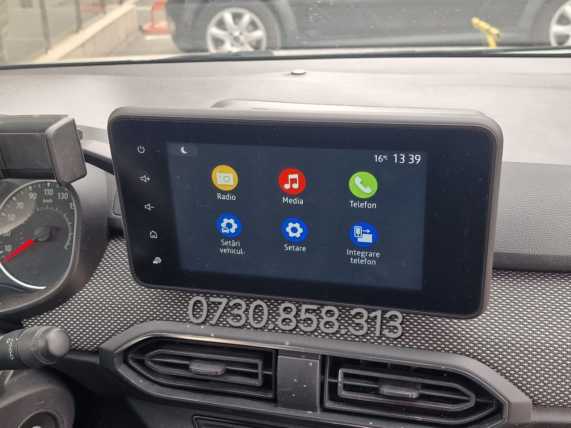 Dacia camera video Logan Sandero Duster Jogger camera marșarier rvc