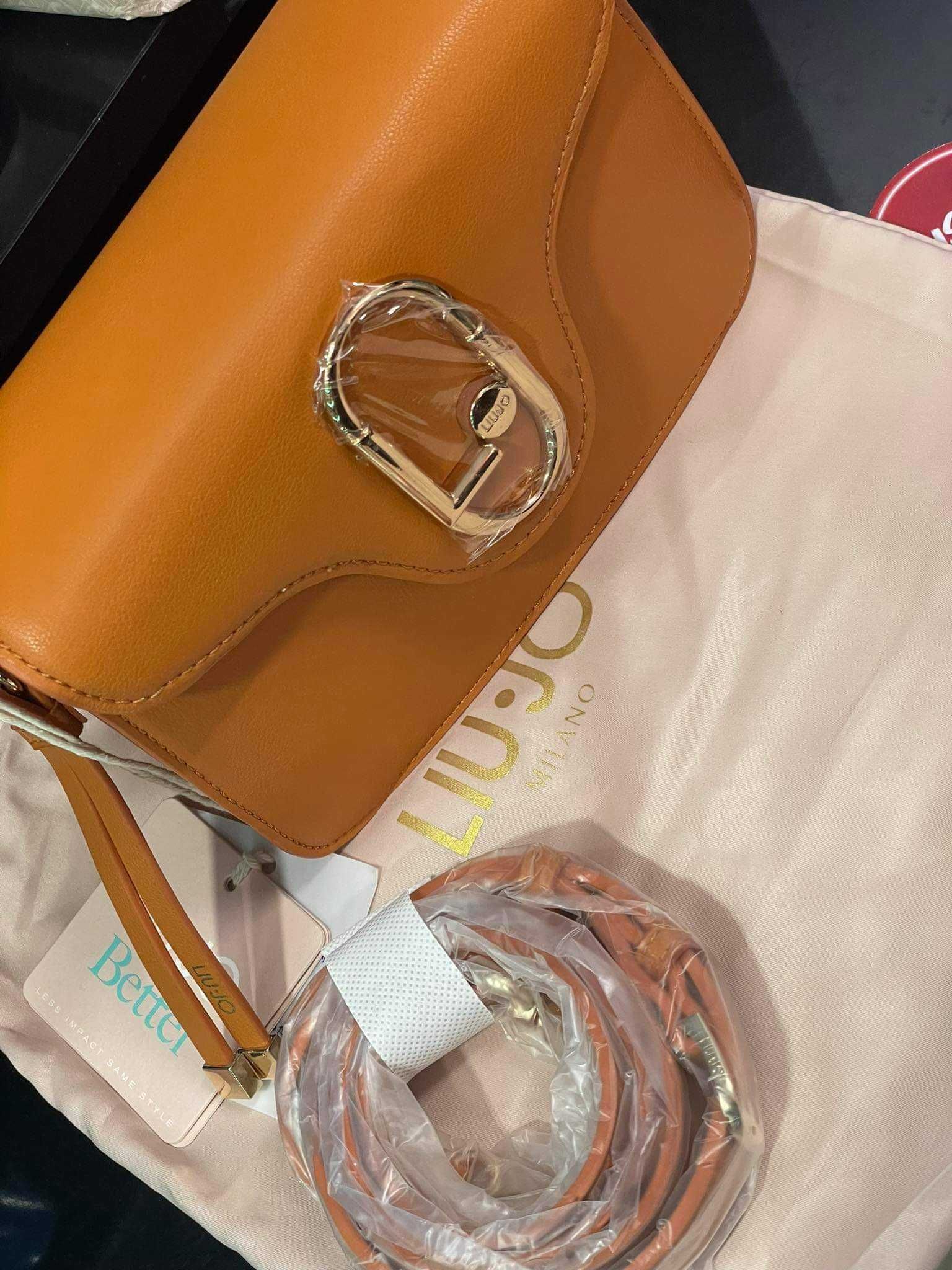 Liu Jo crossbody bag with charm Нова модел 2023