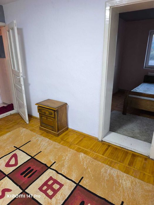 Se vinde apartament 3 camere