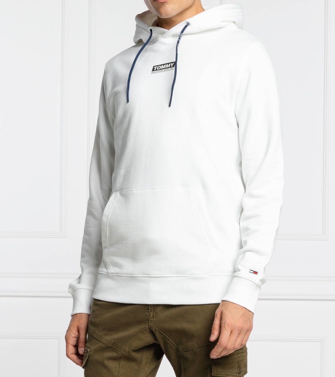 Tommy Jeans бял мъжки суитшър