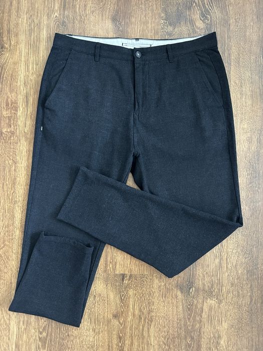 Pantaloni barbati