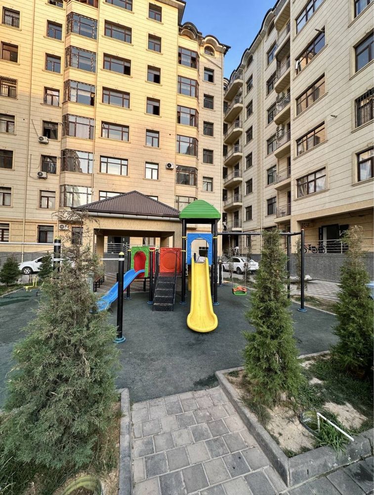 Brilliant City ruparasida 2 xona karopka kvartira sotiladi