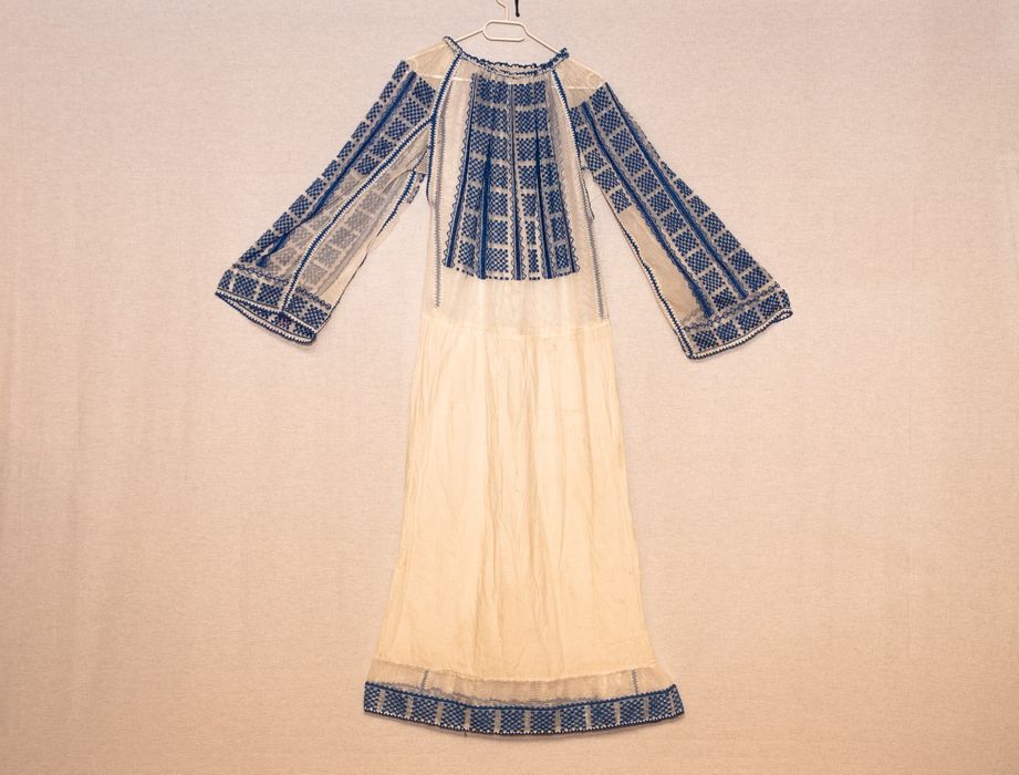 Cămașă rochie românească traditionala