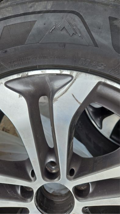 Jante 17 si cauciucuri 235/65/R17 de iarna mercedes glc