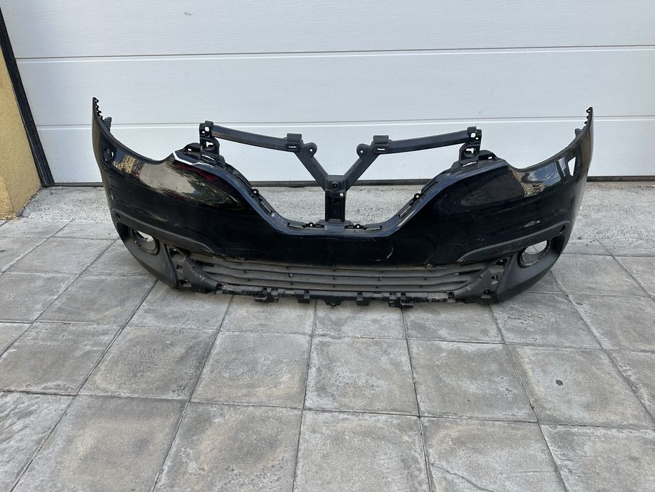 Renault kadjar броня с отвори за пръскалки и забележки