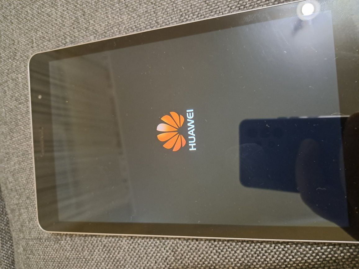 Таблет Huawei MediaPad T3 коментар при интерес