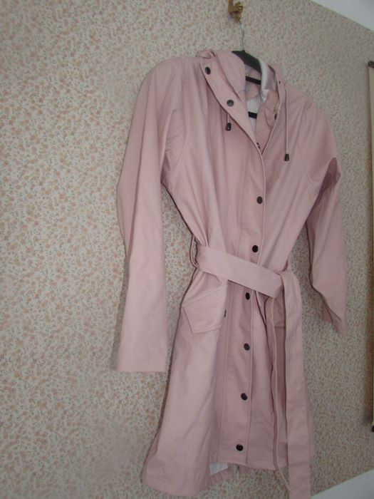 Дамско яке/ дъждобран