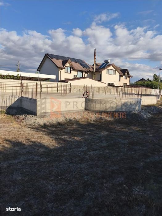Exclusivitate!Teren intravilan+ fundatie 225 mp zona Spataru