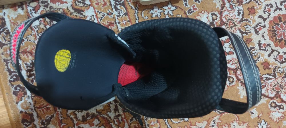 Clapari Atomic Race flex 140