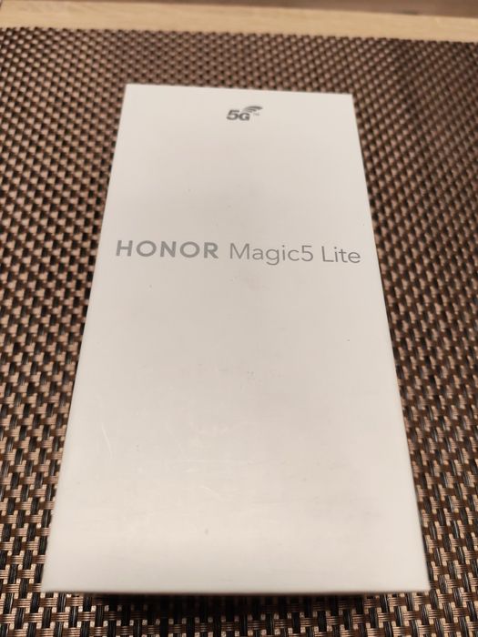 Телефон  Honor Magic 5 Lite