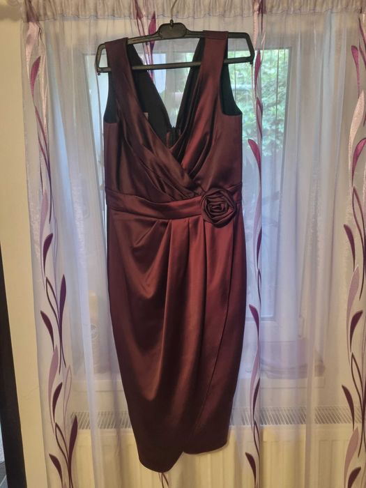 Rochie eleganta in stare foarte buna