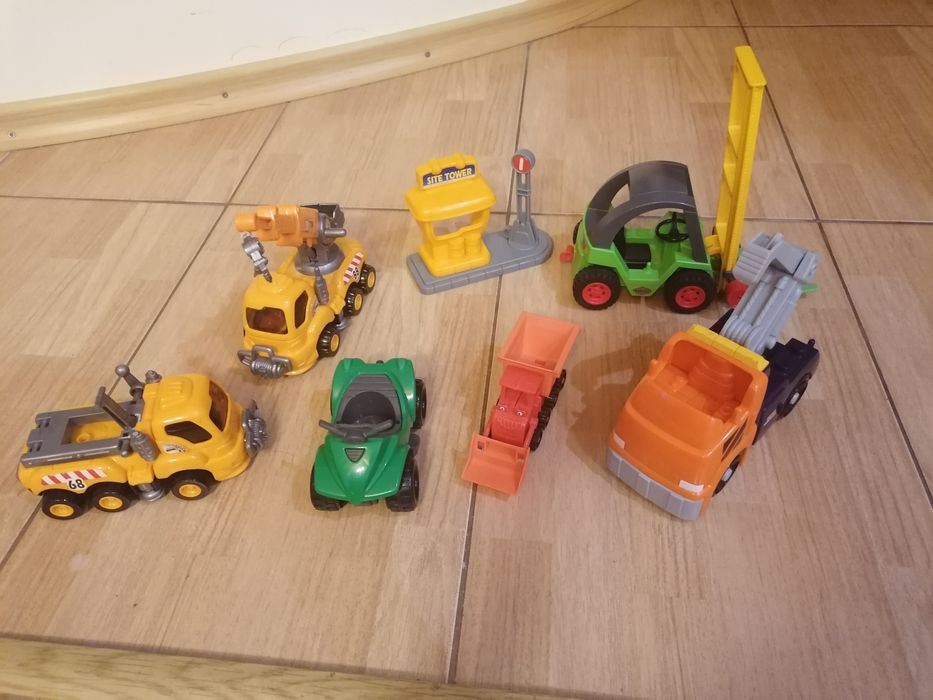 Jucării pentru baieti