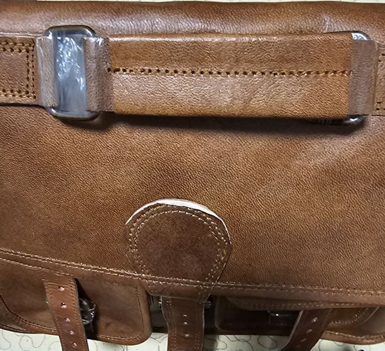 Geantă bărbătească din piele Premium – elegantă, practică