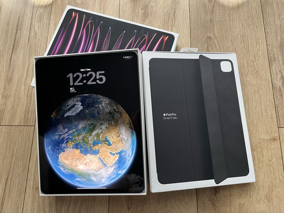 Apple iPad Pro 12.9" (2022) 6th Gen, 128GB, Wi-Fi, Space Grey