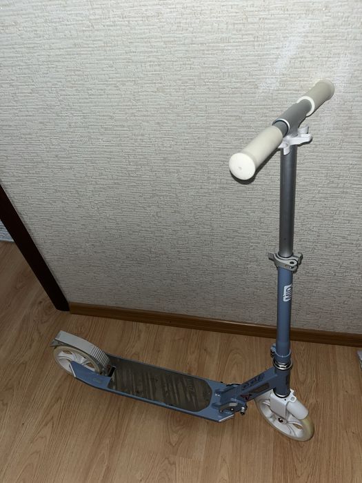 Самокат двухколесный oxelo