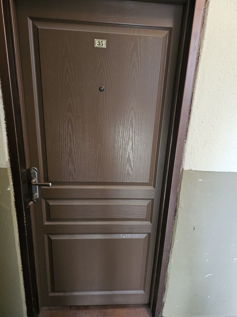 Дава се под наем Двустаен апартамент в Казанлък - 66 кв.м за 63750 € - Снимка #11