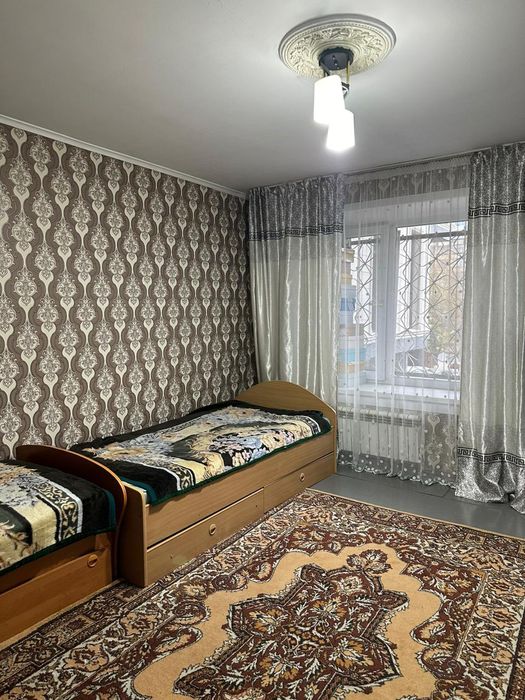 Продам квартиру в центре города .Золотой квадрат