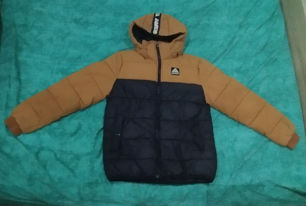 Оригинално яке на H&M