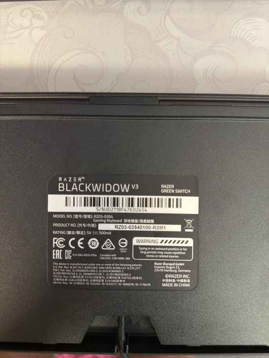Razer BlackWidow V3 – механична геймърска клавиатура, като нова